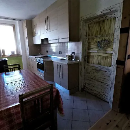 Apartment Agualar
